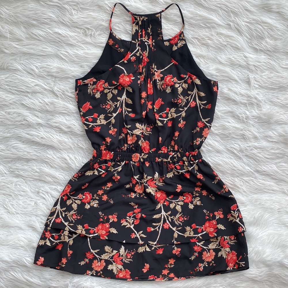 Joie | Jossa Pintuck Pleated Floral Dress in Caviar - Picture 10 of 12